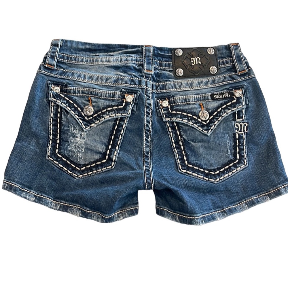 Miss Me Signature Women Size 28 Medium Wash Distressed Blue Denim Shorts